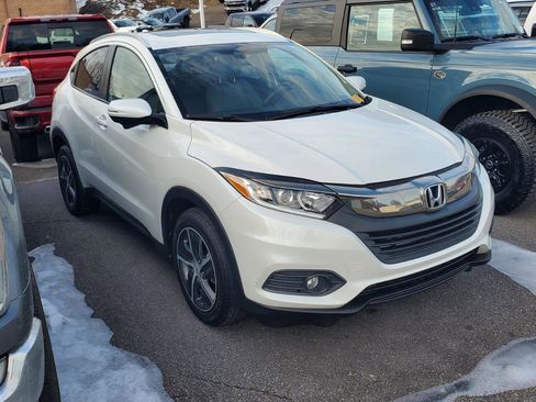 Used 2021 Honda HR-V EX image 2