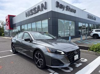 Used 2025 Nissan Altima 2.5 SR FWD video 1