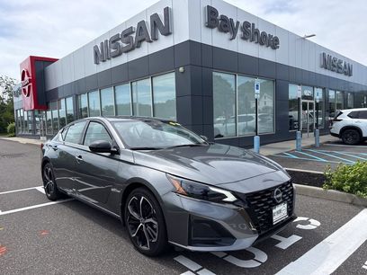 Used 2025 Nissan Altima 2.5 SR