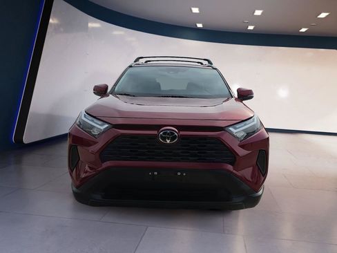 Used 2023 Toyota RAV4 XLE w/ Convenience Package FWD image 8