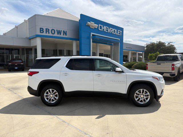 Used 2021 Chevrolet Traverse LT w/ LPO, Cargo Package AWD/4WD image 1