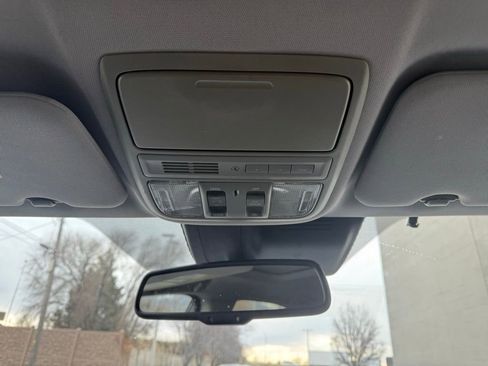 Used 2017 Honda CR-V Touring image 17