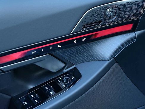 Used 2026 BMW i5 eDrive40 image 22