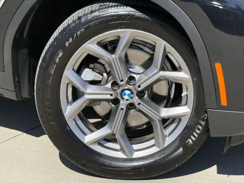 Used 2023 BMW X3 sDrive30i w/ Premium Package image 2