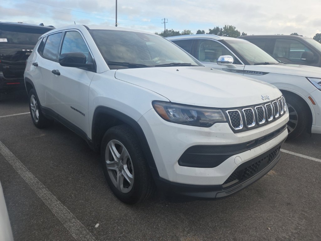 Used 2023 Jeep Compass Sport AWD/4WD image 10