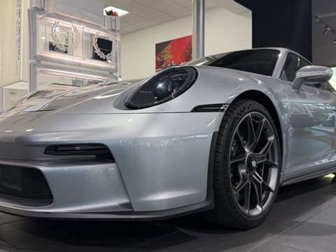 Used 2024 Porsche 911 GT3 image 2