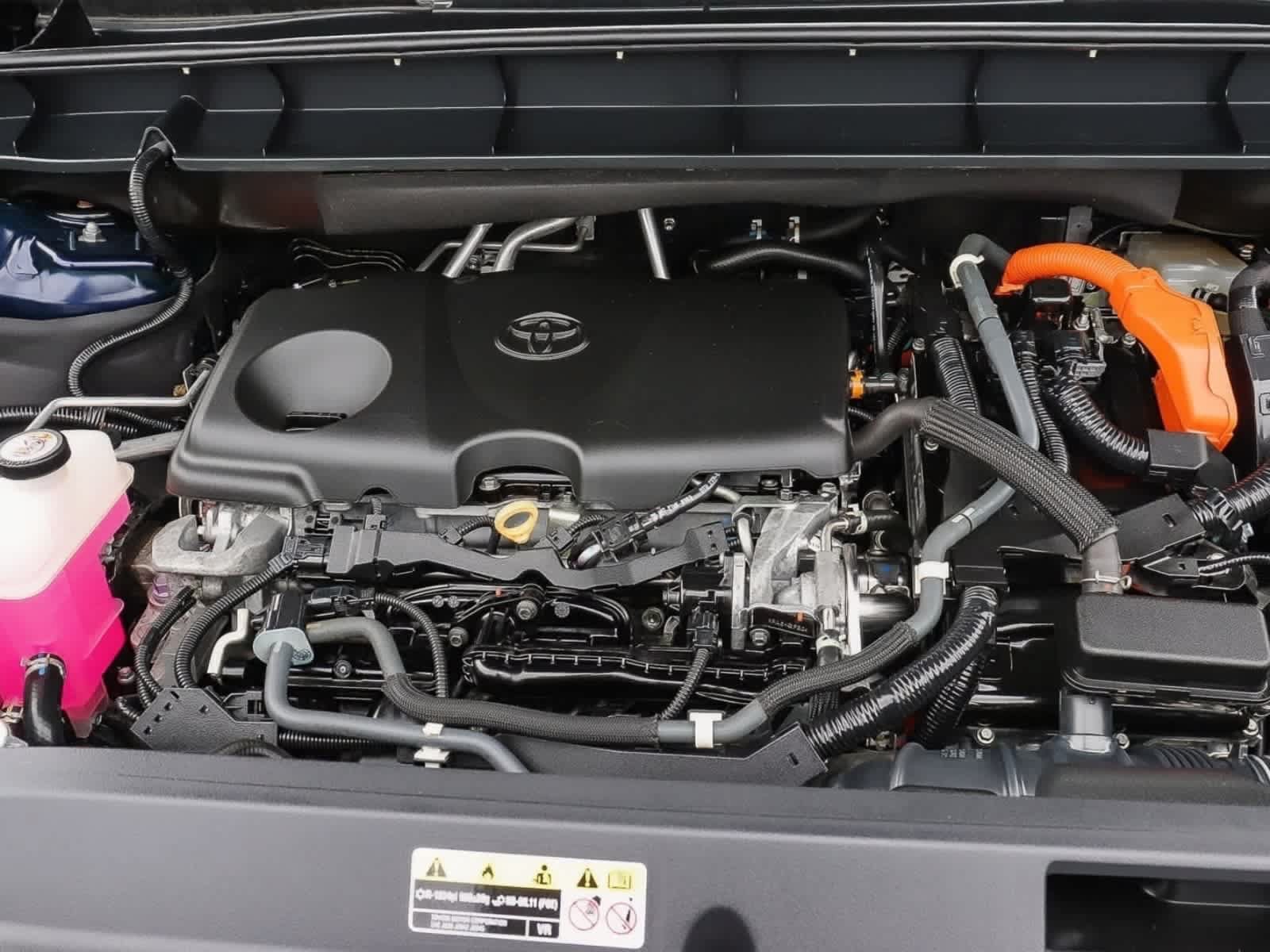 Used 2021 Toyota Highlander XLE AWD/4WD image 36