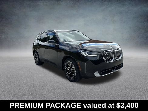 Used 2025 BMW X3 xDrive30i w/ Premium Package AWD/4WD image 2