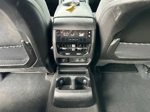 Used 2023 Jeep Grand Cherokee L Laredo w/ Luxury Tech Group I AWD/4WD image 25