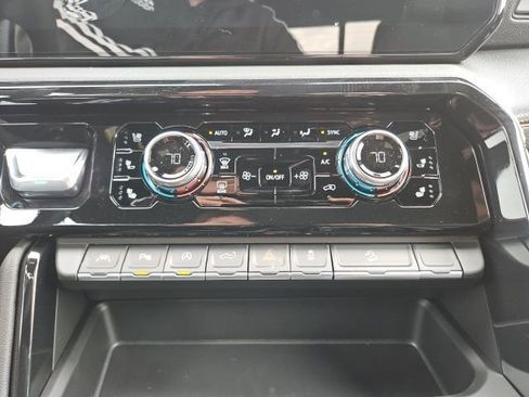 New 2026 GMC Sierra 1500 AT4 w/ AT4 Premium Package AWD/4WD image 26