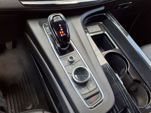 Used 2021 Cadillac Escalade ESV Sport w/ Driver Assist Tech Package AWD/4WD image 26