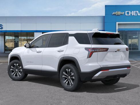 New 2026 Chevrolet Equinox LT w/ Safety and Technology Package image 3