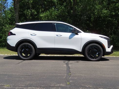 New 2026 Kia Sportage X-Line AWD/4WD image 2