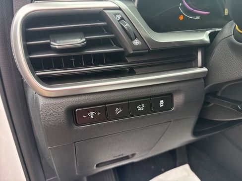 New 2025 Kia Telluride S image 29