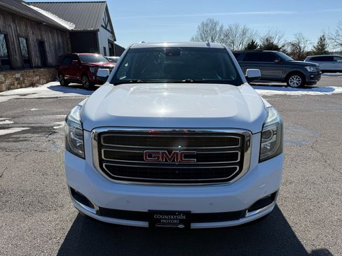 Used 2017 GMC Yukon SLT w/ Enhanced Security Package image 10