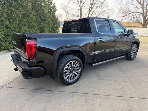 Used 2025 GMC Sierra 1500 Denali Ultimate image 32