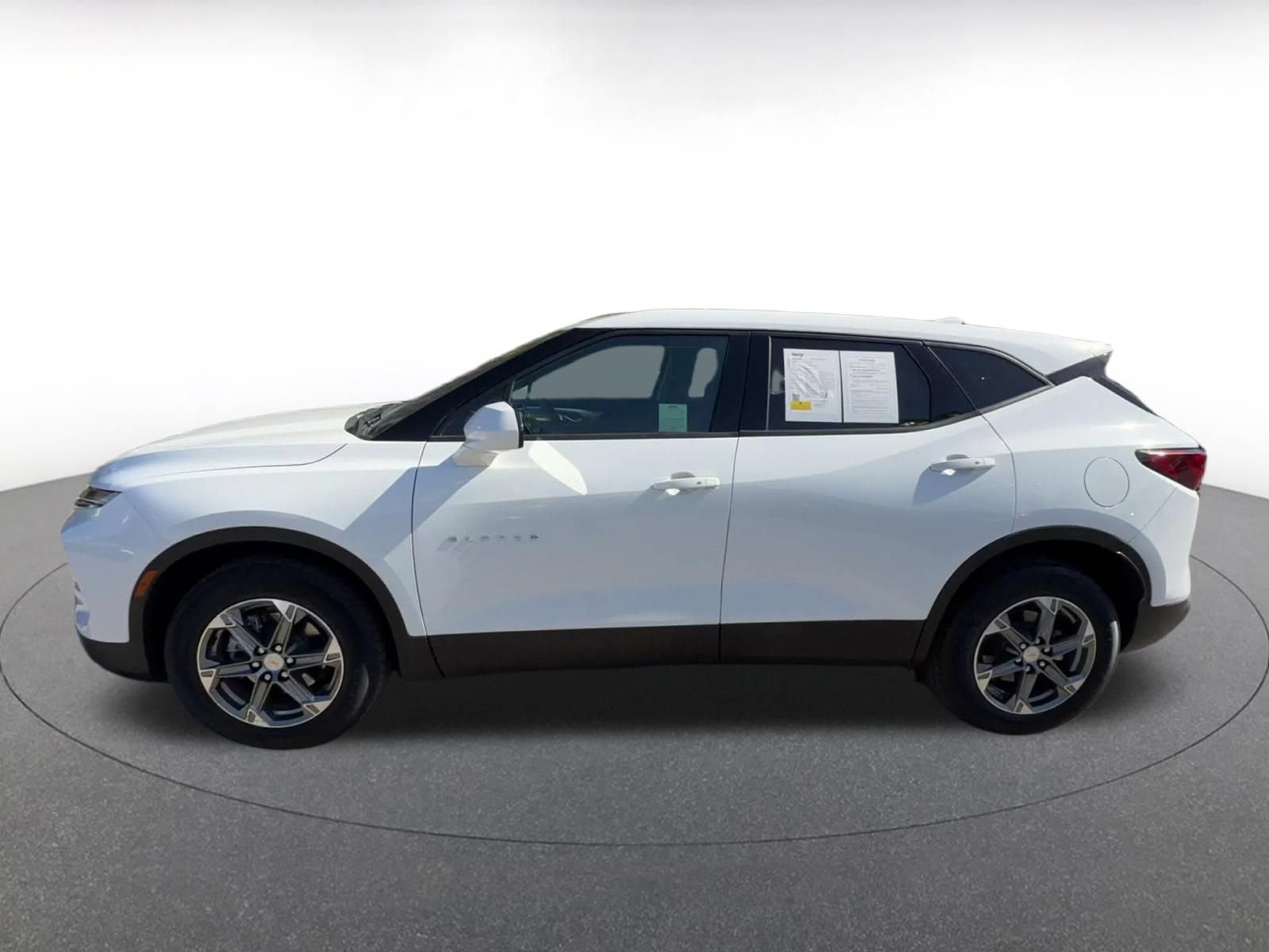 Used 2026 Chevrolet Blazer LT AWD/4WD image 8