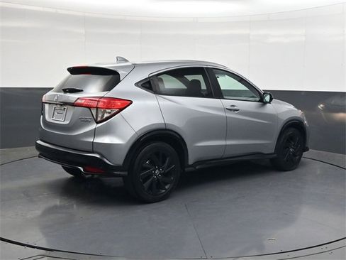 Used 2022 Honda HR-V Sport image 4