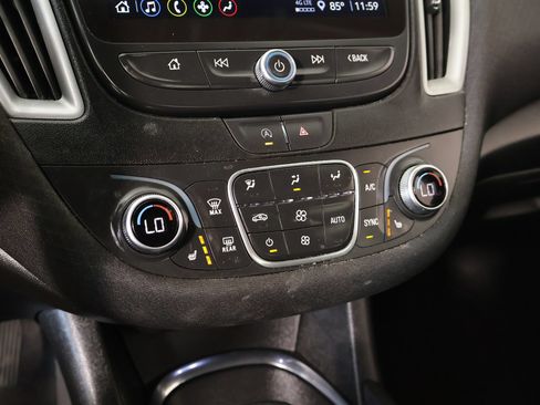 Used 2024 Chevrolet Malibu LT FWD image 7