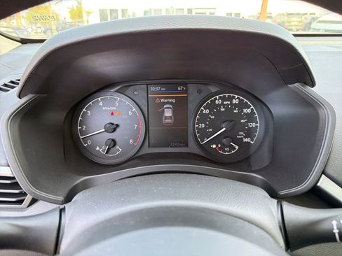 Certified 2025 Nissan Altima 2.5 S image 11