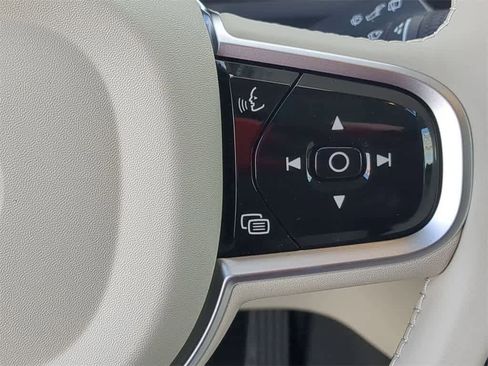 New 2026 Volvo XC90 B6 Ultra w/ Protection Package image 23