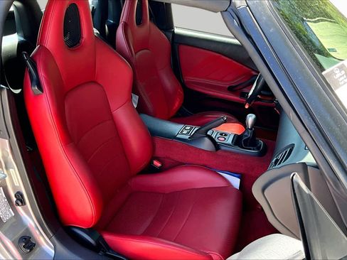Used 2001 Honda S2000 image 8