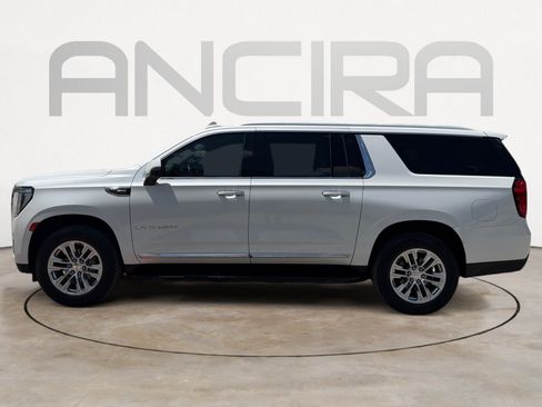 Used 2021 GMC Yukon XL SLT w/ Rear Media and Nav Package RWD image 6