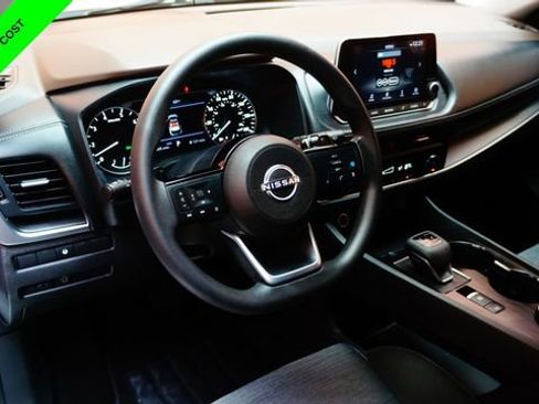 Certified 2023 Nissan Rogue SV AWD/4WD image 9