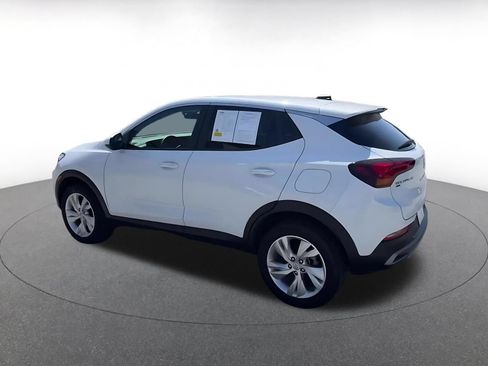 Used 2025 Buick Encore GX Preferred AWD/4WD image 9