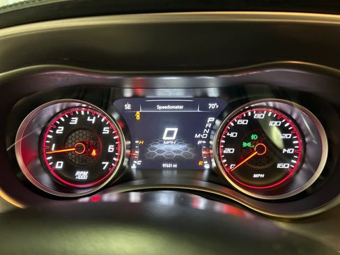Used 2019 Dodge Charger SXT w/ Plus Group AWD/4WD image 16