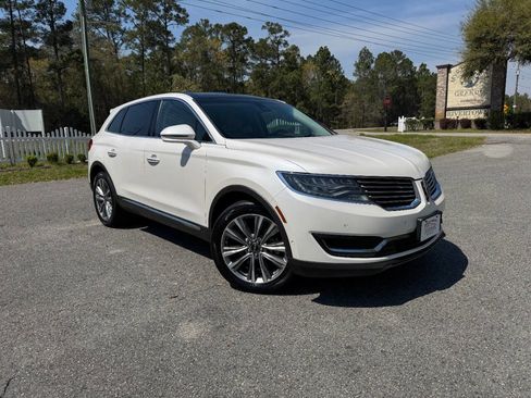 Used 2016 Lincoln MKX Reserve w/ Luxury Package image 8
