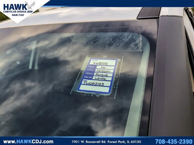 Used 2026 Nissan Rogue SV AWD/4WD image 34