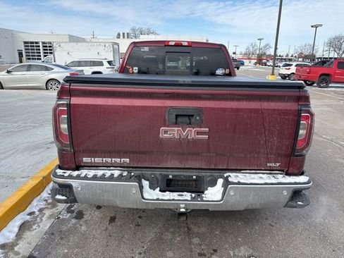 Used 2017 GMC Sierra 1500 SLT w/ SLT Premium Package image 8
