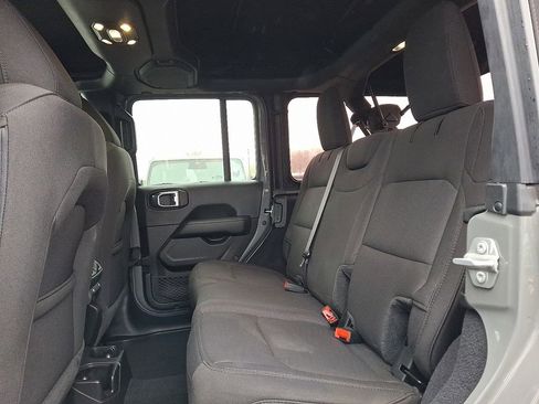 Certified 2023 Jeep Wrangler Sahara w/ Cold Weather Group image 10