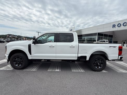 Used 2024 Ford F250 Lariat w/ Sport Appearance Package AWD/4WD image 8