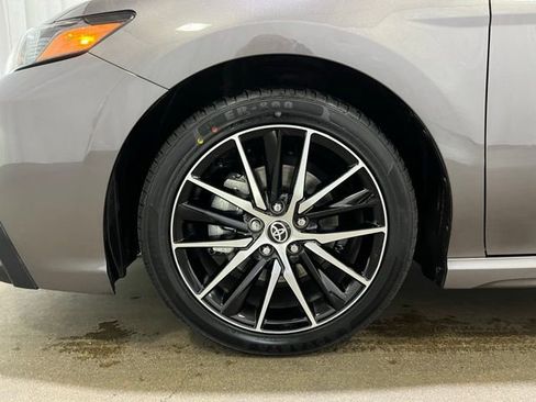 Certified 2023 Toyota Camry SE image 21