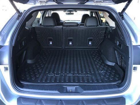 Used 2020 Subaru Outback Onyx Edition XT w/ Popular Package #2 image 10