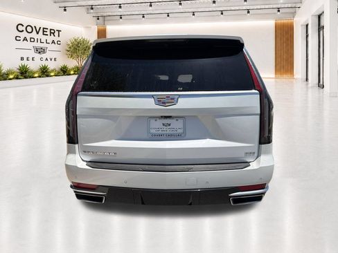 Used 2021 Cadillac Escalade ESV Premium Luxury AWD/4WD image 12