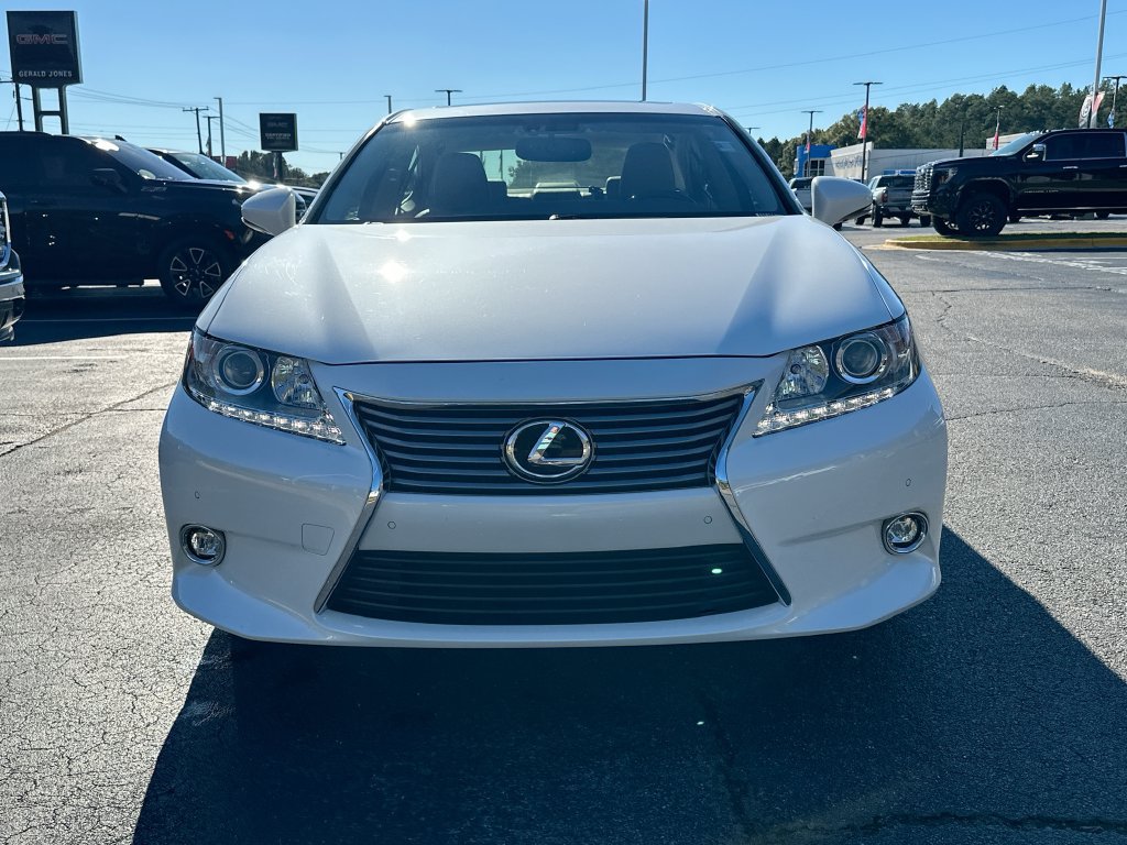 Used 2015 Lexus ES 350 w/ Luxury Package FWD image 5