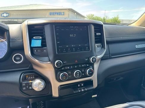Used 2021 RAM 1500 Laramie AWD/4WD image 19
