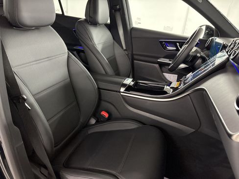 New 2026 Mercedes-Benz GLC 300 image 30