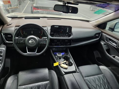 Used 2023 Nissan Rogue Platinum w/ Platinum Premium Package FWD image 13