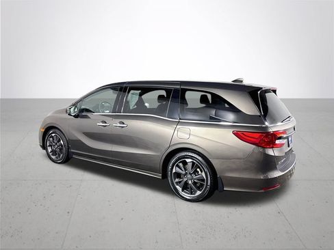 Used 2023 Honda Odyssey Elite image 8