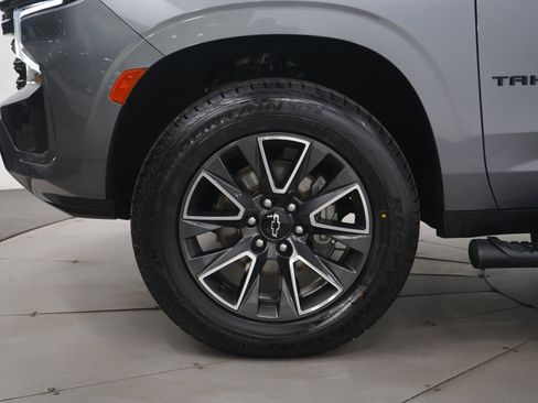 Used 2021 Chevrolet Tahoe Z71 w/ Luxury Package image 33