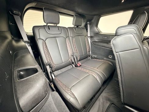 Used 2023 Jeep Grand Cherokee L Summit AWD/4WD image 10