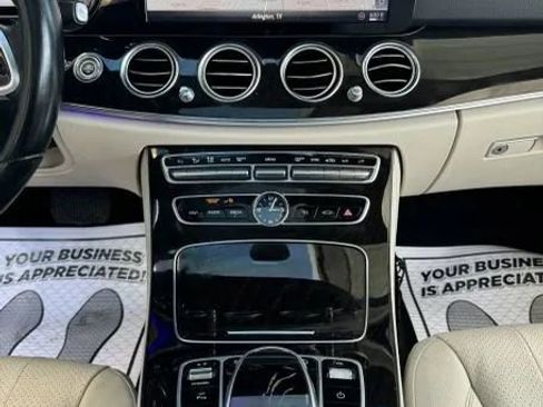 Used 2019 Mercedes-Benz E 300 w/ Premium 1 Package image 33