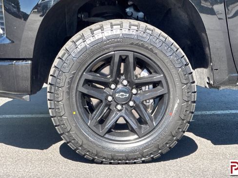 Used 2022 Chevrolet Silverado 1500 LT Trail Boss w/ LT Trail Boss Premium Package AWD/4WD image 33