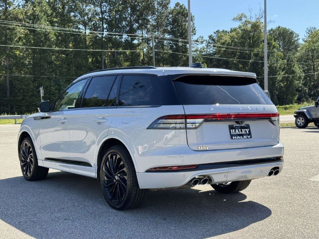 Used 2025 Lincoln Aviator Reserve w/ Luxury Package AWD/4WD image 23