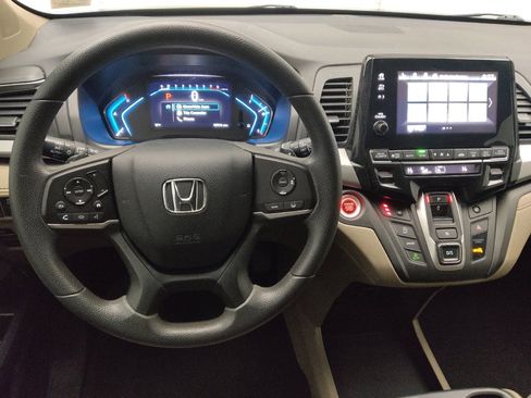 Used 2020 Honda Odyssey EX image 22