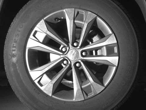 Used 2025 Chevrolet Equinox LT image 13